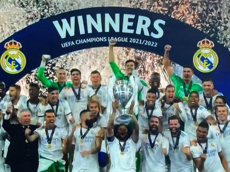 نادي ريال مدريد يتوج بدوري الابطال